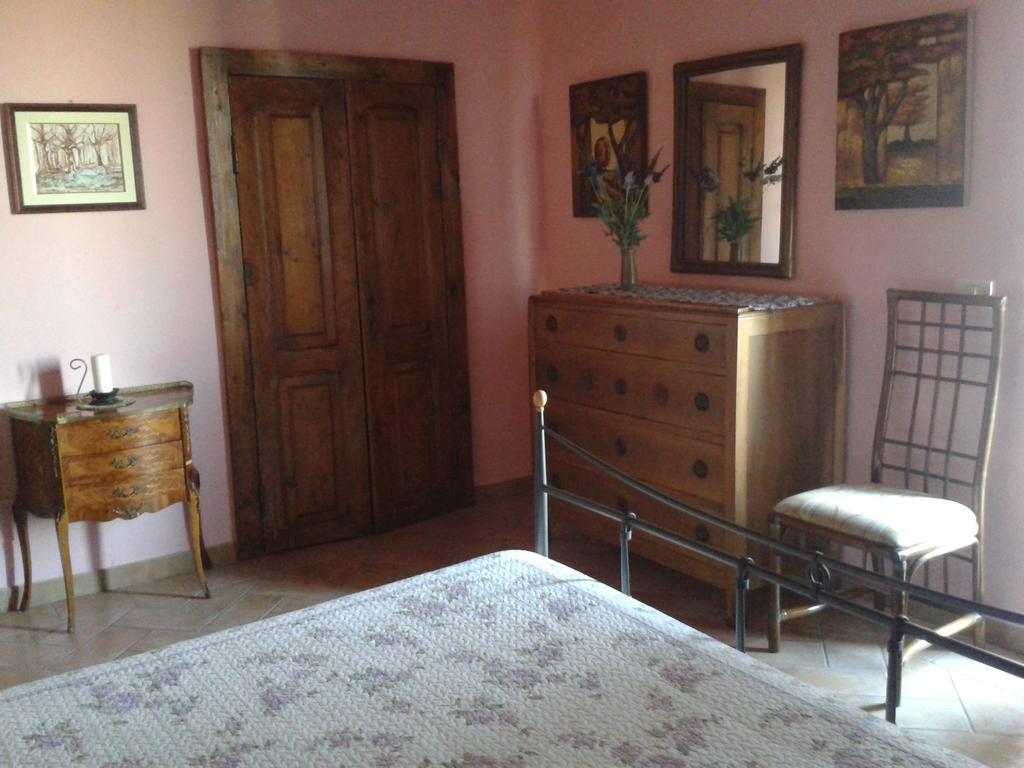 Agriturismo Cantinaccia Di Sopra Pitigliano Habitación foto